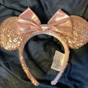Rose gold Minnie ears